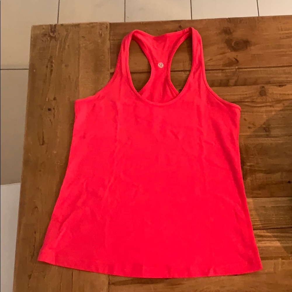 Lululemon tank (pink)